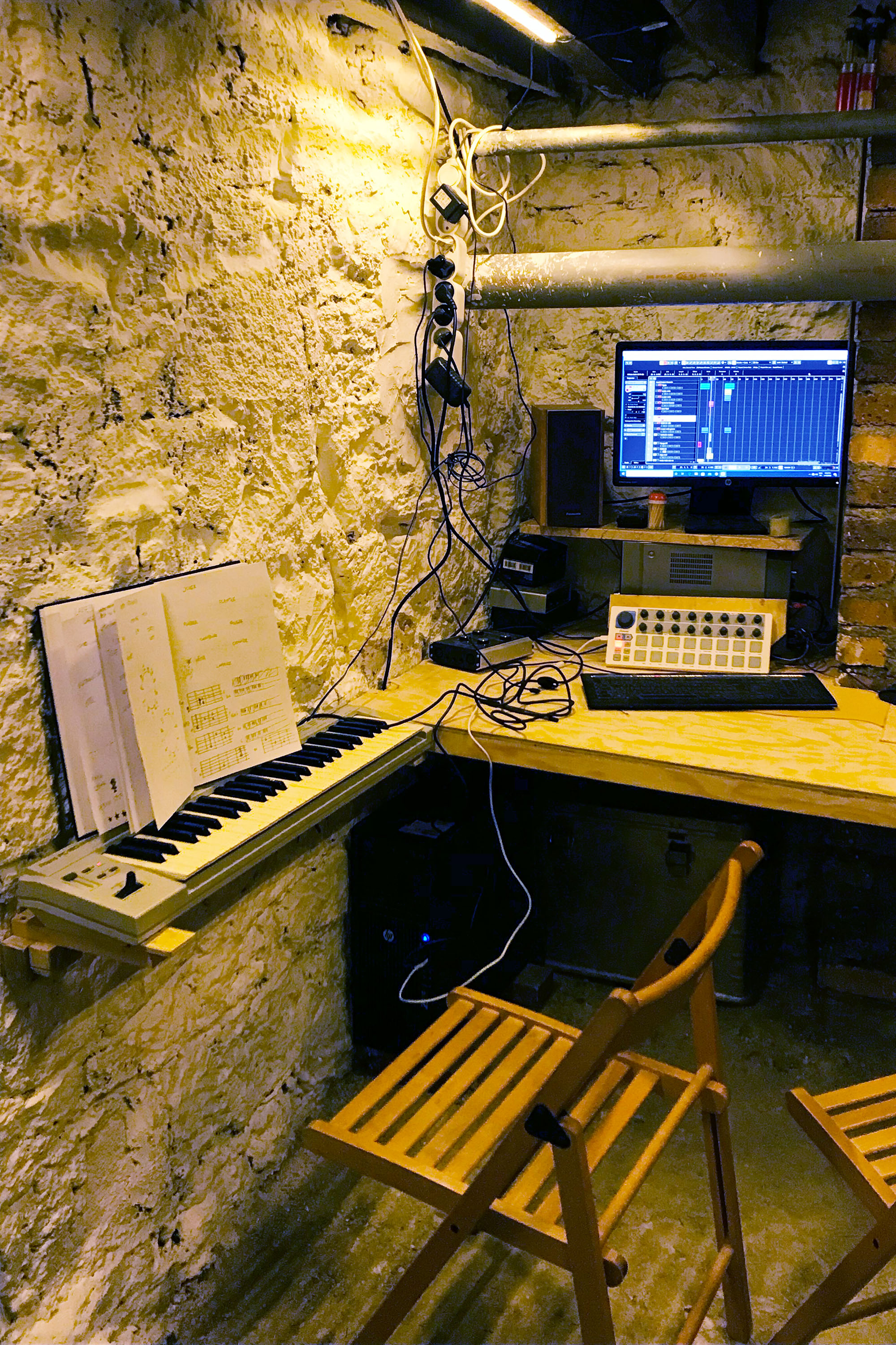 SUNNY CHICORY 70DES césar cesar elias gabriel brunel Girard Maslin Epoudry Cretté Ropponen Ihalainen Lindfors Otra Huotari Loisenpoikaart paris france 